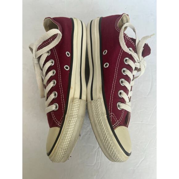 Converse Chuck Taylor All Star Low Top Red/Cream Athletic Sneaker Shoes M6 W8 - Picture 3 of 9